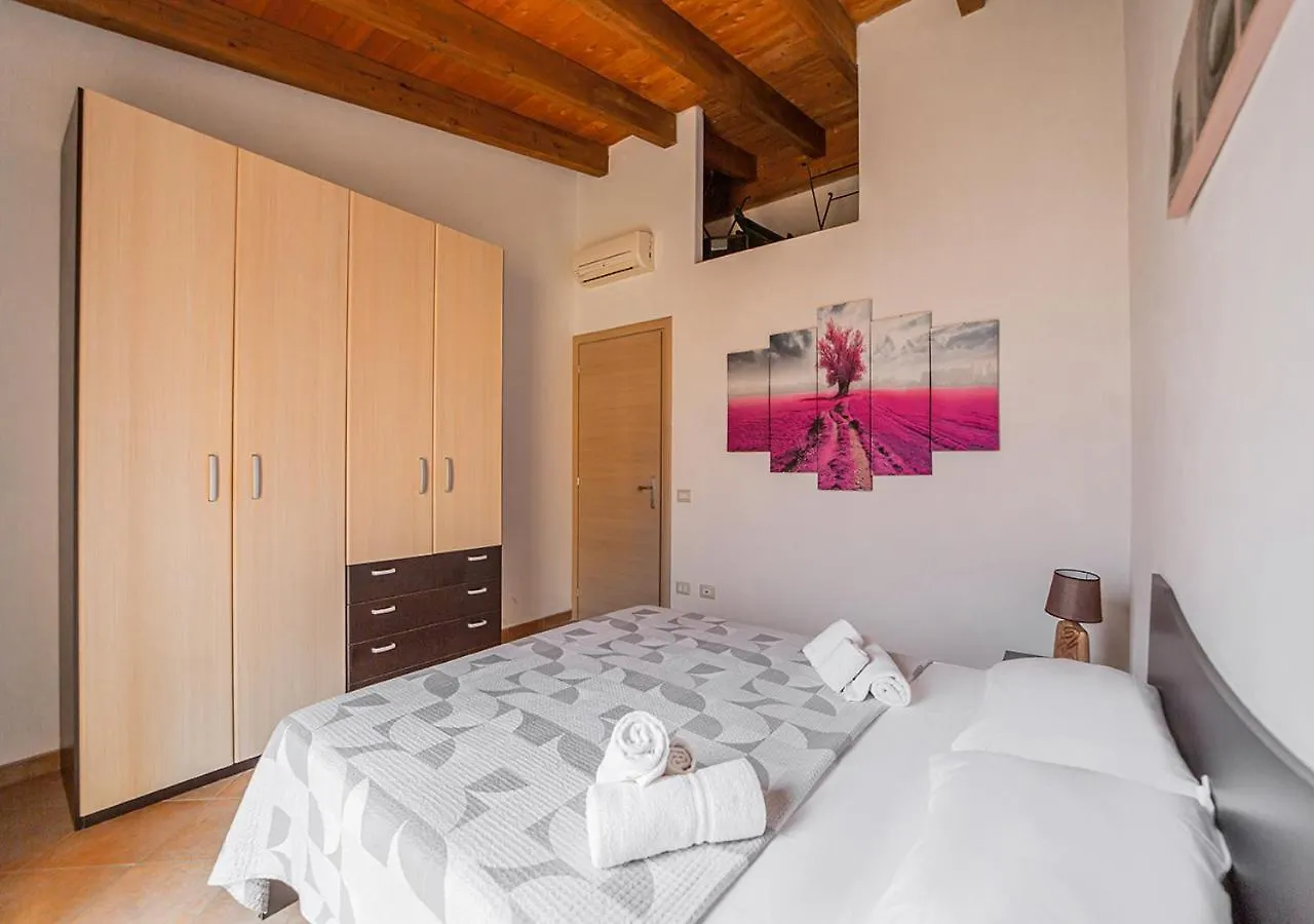 Apartment Murphy Holiday Home - Bellavista 1 La Maddalena